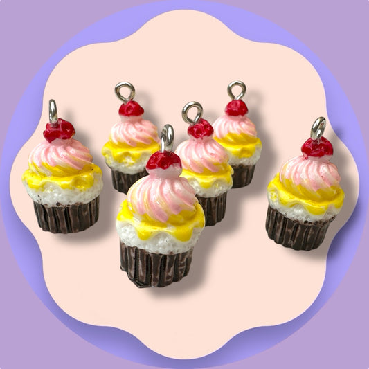 Cupcake charms 🧁